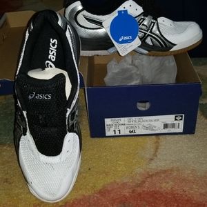 Asics women's volleyball shoes
